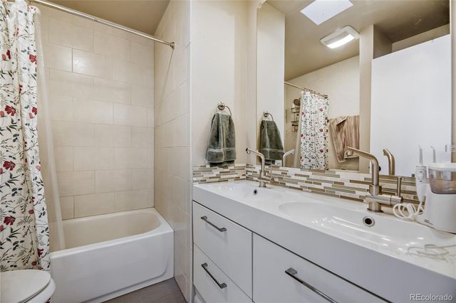 935 N Pennsylvania Street 12, Denver, CO 80203