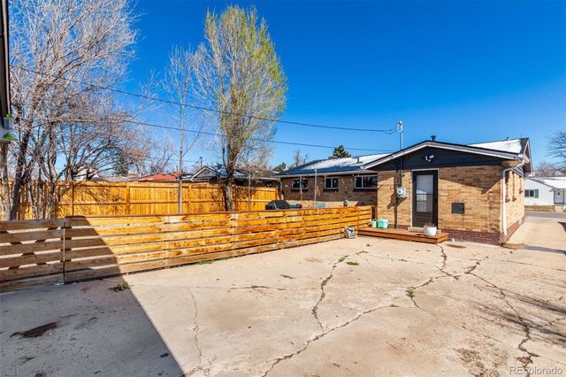 1885 S Zuni Street, Denver, CO 80223