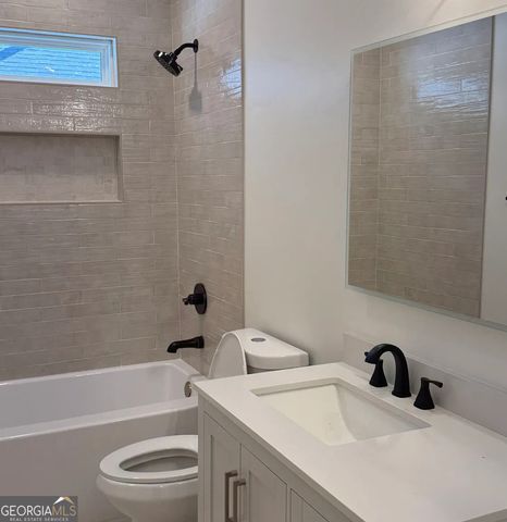 672 Cassanova St., SE B, Atlanta, GA 30315