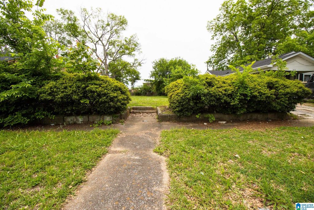 2021 31ST AVENUE N, Birmingham, AL 35207