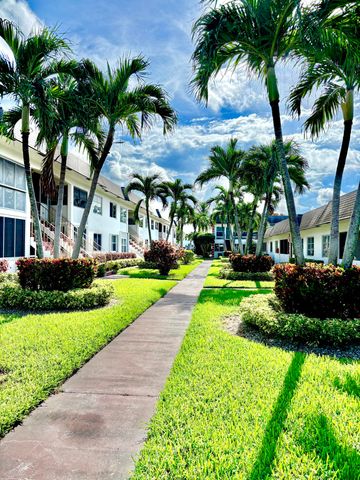 16 PLYMOUTH A, West Palm Beach, FL 33417