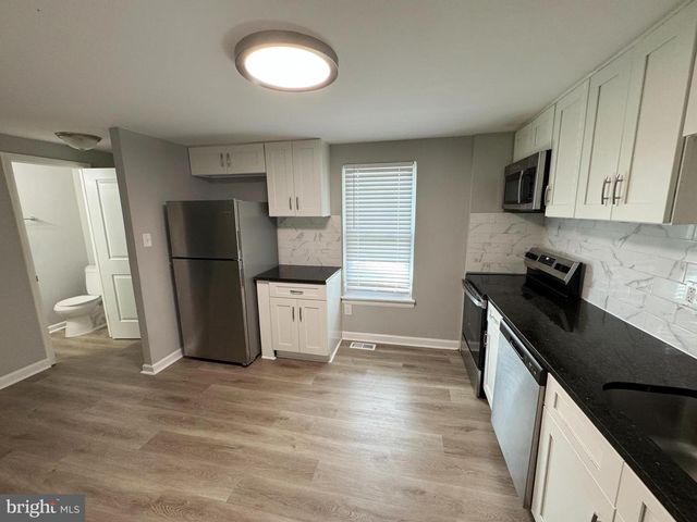 9226 THROGMORTON RD, Baltimore, MD 21234