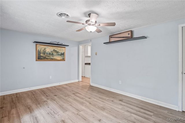 6512 Wentworth St, Chesterfield, VA 23237