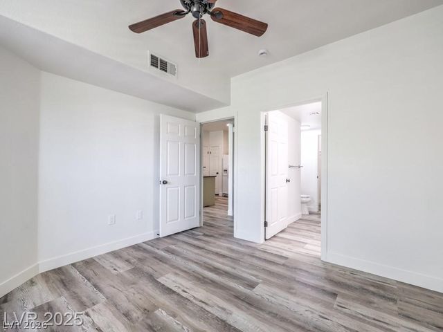 10001 Peace Way 2272, Las Vegas, NV 89147