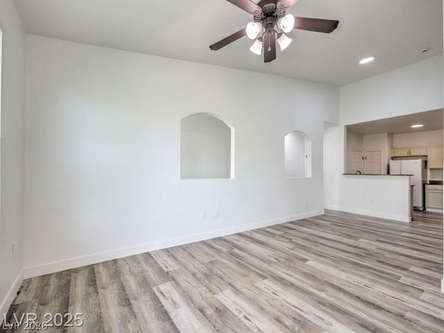 10001 Peace Way 2272, Las Vegas, NV 89147