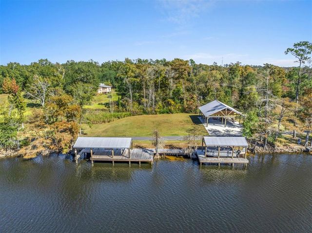 2399 Dennis Lane, Lake Charles, LA 70611