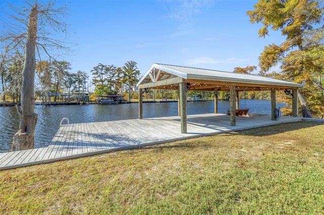 2399 Dennis Lane, Lake Charles, LA 70611