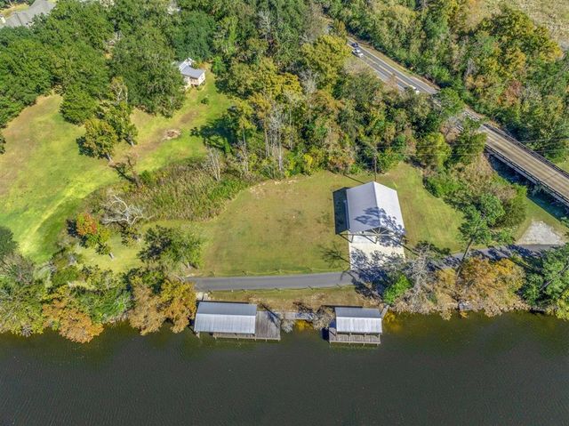 2399 Dennis Lane, Lake Charles, LA 70611