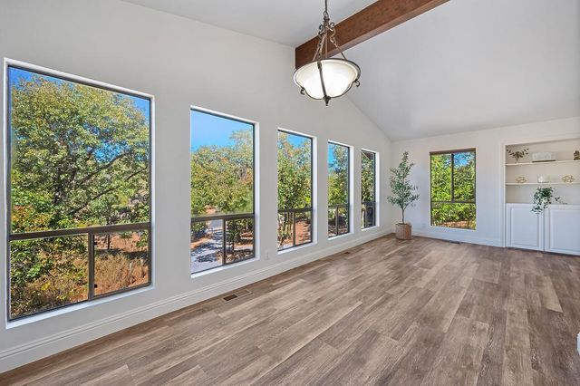 21440 Snooks Rd, Colfax, CA 95713