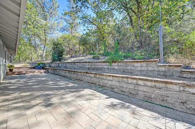 21440 Snooks Rd, Colfax, CA 95713