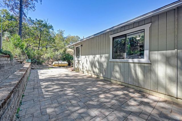 21440 Snooks Rd, Colfax, CA 95713