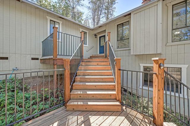 21440 Snooks Rd, Colfax, CA 95713