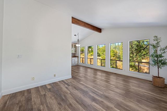 21440 Snooks Rd, Colfax, CA 95713
