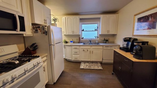 1924 5th Street E, Saint Paul, MN 55119