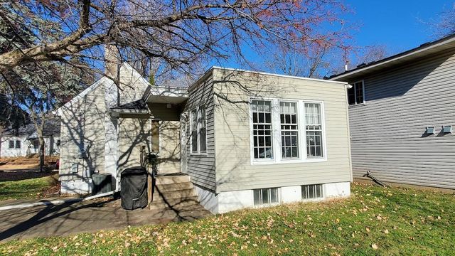 1924 5th Street E, Saint Paul, MN 55119