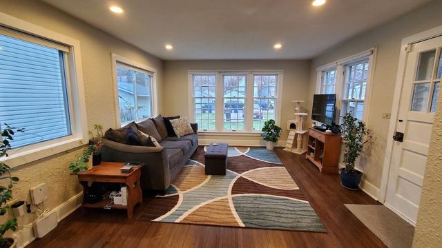 1924 5th Street E, Saint Paul, MN 55119