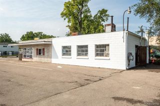 737 Auburn Avenue, Pontiac, MI 48342