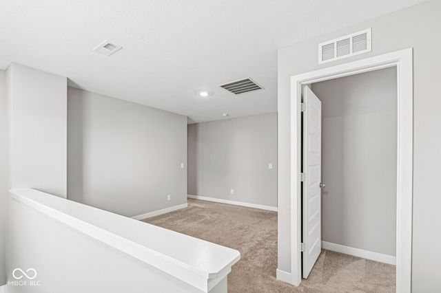 2731 Grassy Branch Drive, Whitestown, IN 46075