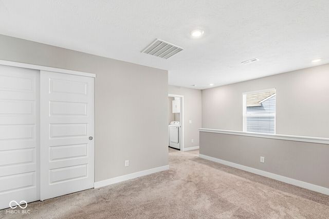 2731 Grassy Branch Drive, Whitestown, IN 46075