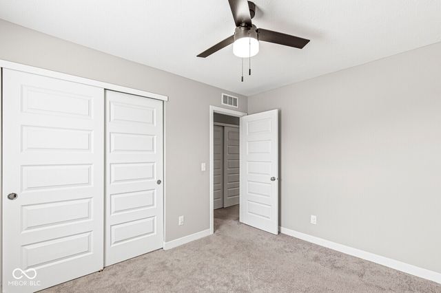 2731 Grassy Branch Drive, Whitestown, IN 46075