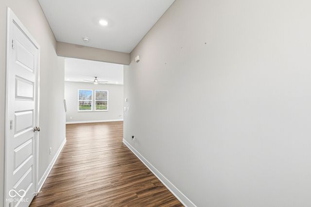 2731 Grassy Branch Drive, Whitestown, IN 46075