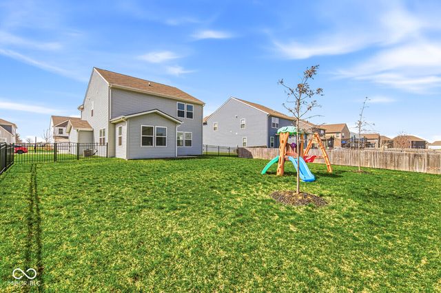 2731 Grassy Branch Drive, Whitestown, IN 46075