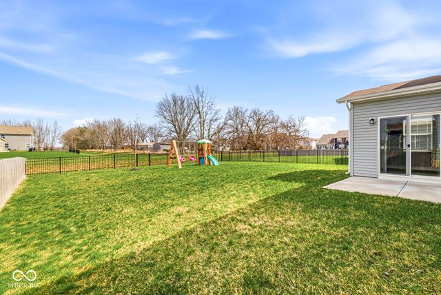 2731 Grassy Branch Drive, Whitestown, IN 46075