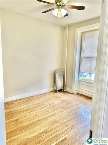 126 North 4th Street 2F, Easton, PA 18042