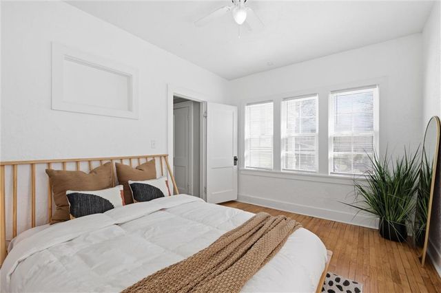 1116 W 41st Terrace, Kansas City, MO 64111