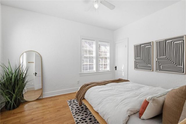 1116 W 41st Terrace, Kansas City, MO 64111