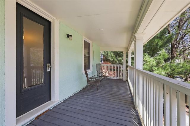 1116 W 41st Terrace, Kansas City, MO 64111