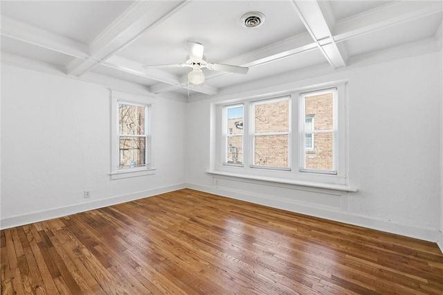 1116 W 41st Terrace, Kansas City, MO 64111