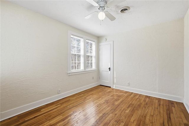 1116 W 41st Terrace, Kansas City, MO 64111