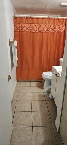 5627 Blue Shadows Court 3, Orlando, FL 32811
