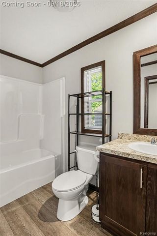 470 Flamingo Street, Rochester Hills, MI 48309