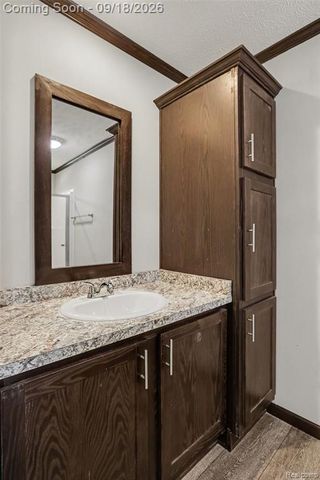 470 Flamingo Street, Rochester Hills, MI 48309