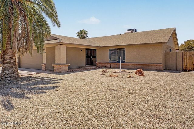 5607 W WINNWOOD Avenue, Glendale, AZ 85304