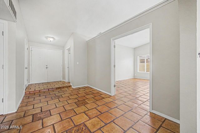 5607 W WINNWOOD Avenue, Glendale, AZ 85304