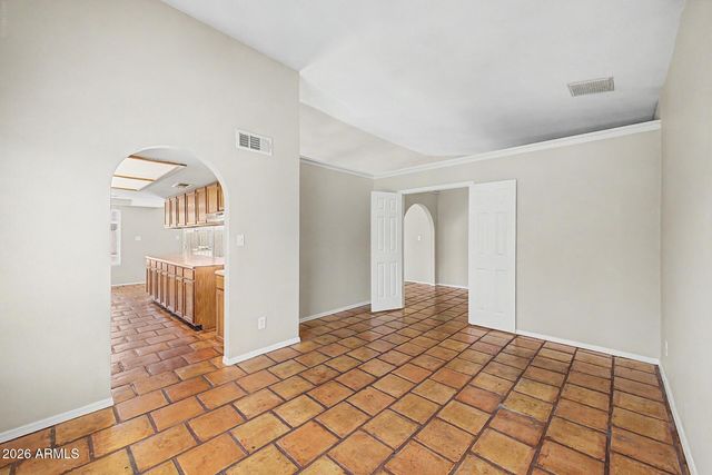 5607 W WINNWOOD Avenue, Glendale, AZ 85304