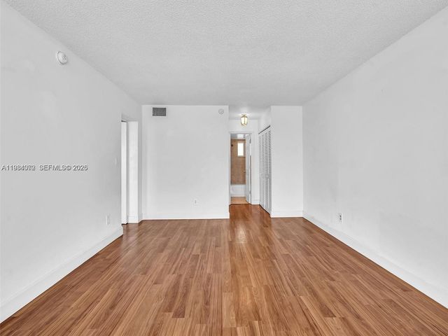 1170 NE 191st Street 24, Miami, FL 33179