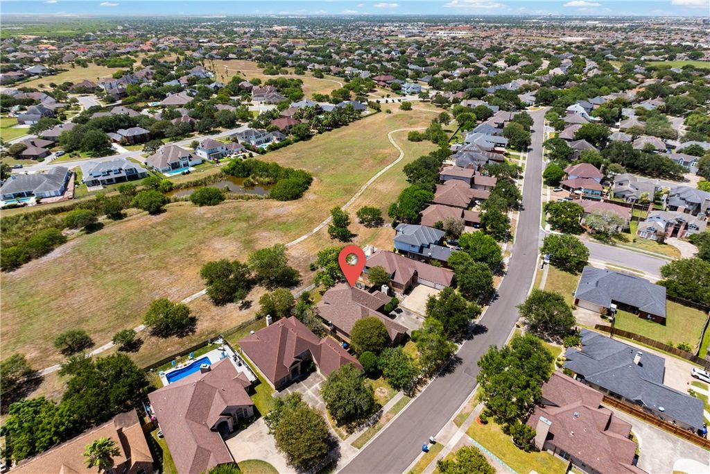 7909 Etienne Dr, Corpus Christi, TX 78414 — photo 3
