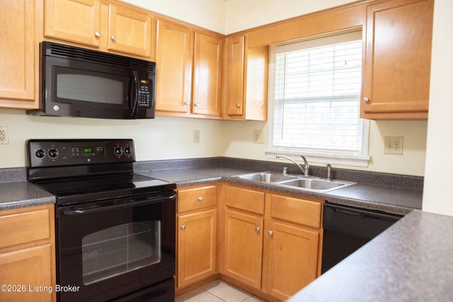 4825 Westmar Terrace 202, Louisville, KY 40222