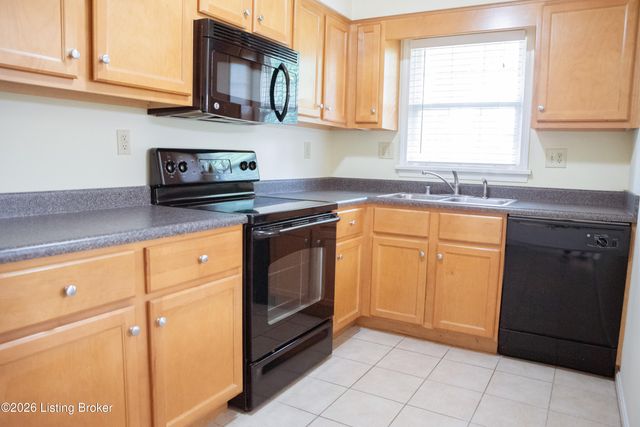 4825 Westmar Terrace 202, Louisville, KY 40222