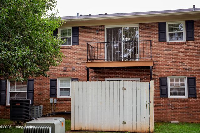 4825 Westmar Terrace 202, Louisville, KY 40222