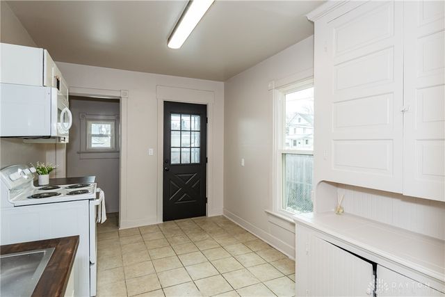 835 Lorain Avenue, Dayton, OH 45410
