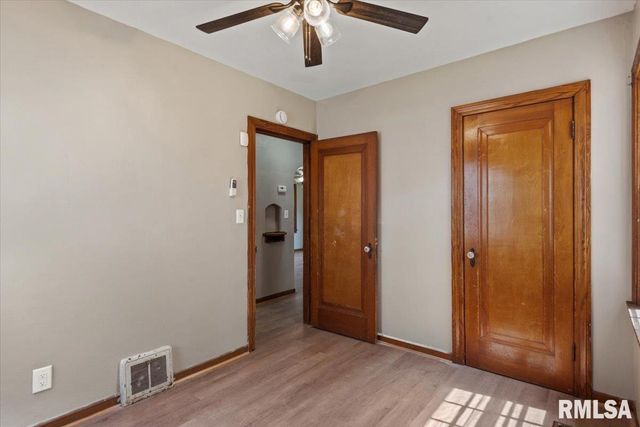 1320 E Stanford Avenue, Springfield, IL 62703