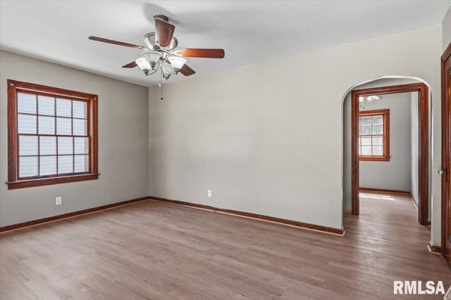 1320 E Stanford Avenue, Springfield, IL 62703
