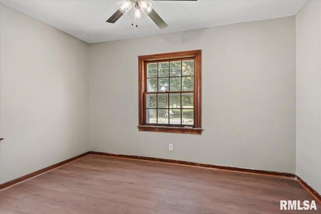 1320 E Stanford Avenue, Springfield, IL 62703