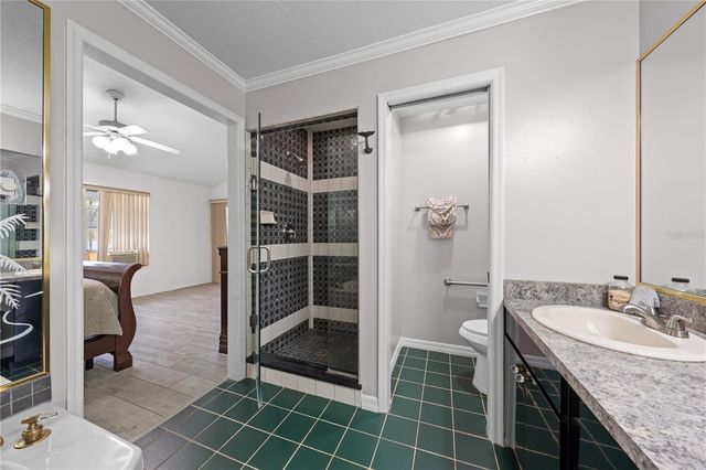 6935 BIG BEND DR, St Cloud, FL 34771