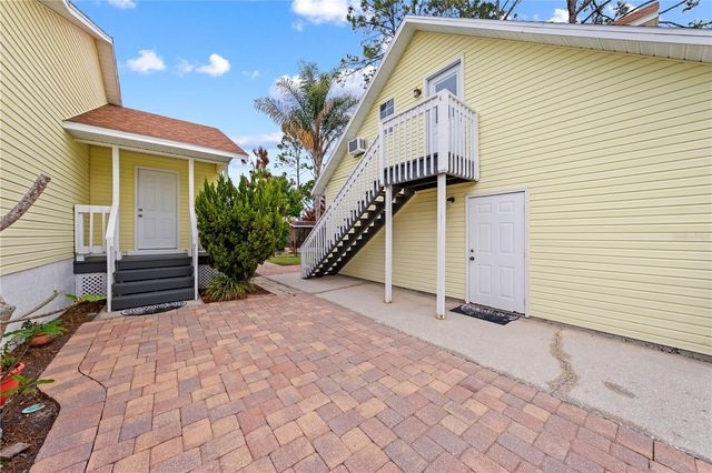 6935 BIG BEND DR, St Cloud, FL 34771